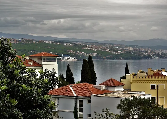 Daire Zdenka - 100 M From The Opatija