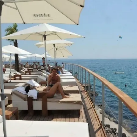 Zdenka - 100 M From The * Opatija