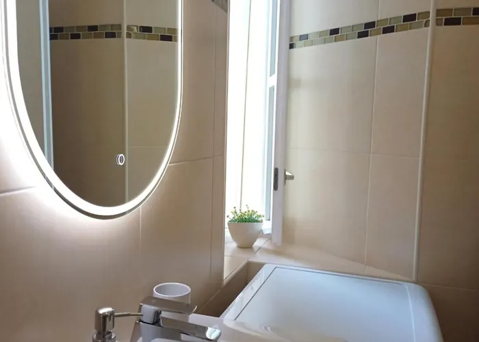 Zdenka - 100 M From The * Опатия